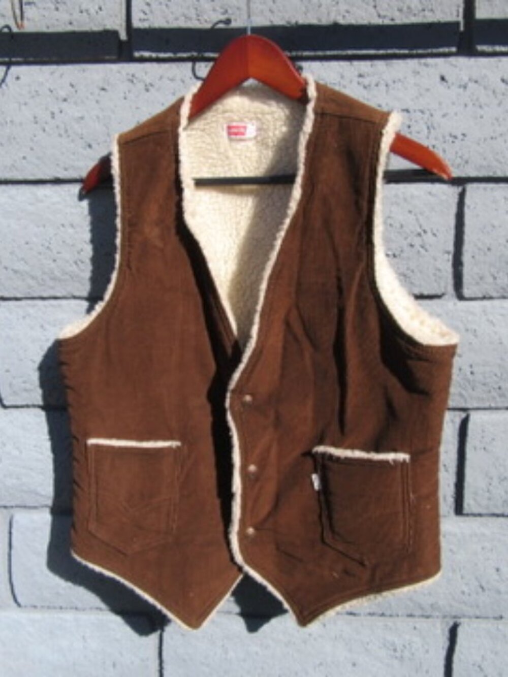 Vintage Levi's Brown Corduroy Sherpa Lined Vest Men's Size Medium White Tag